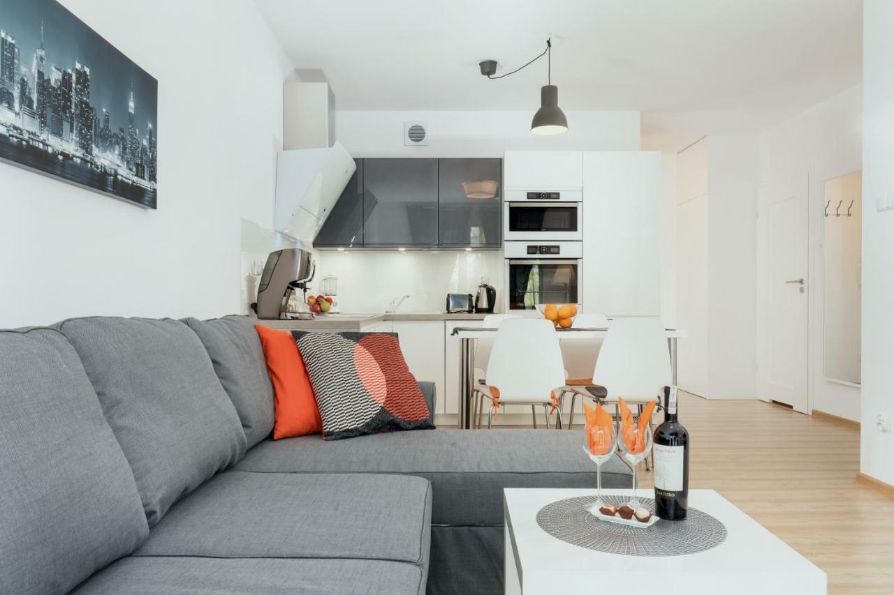 Grace Apartment II โควอบเซก ภายนอก รูปภาพ